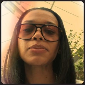 Meet your Posher, Reba